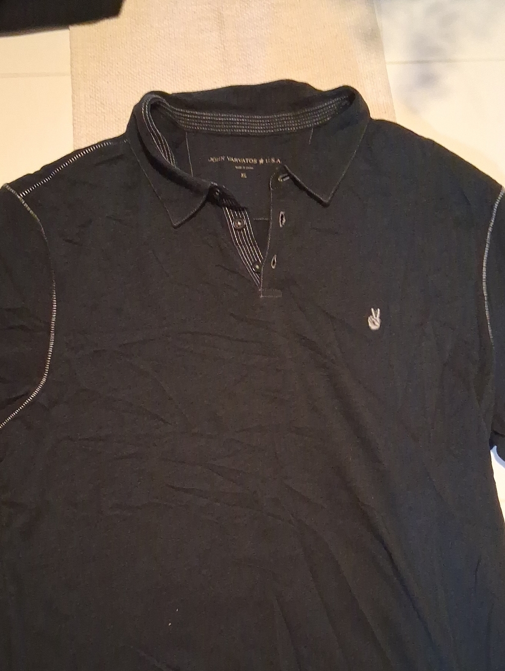NWOT John Varvatos Black Polo with Contrasting Stitching SIZE XL